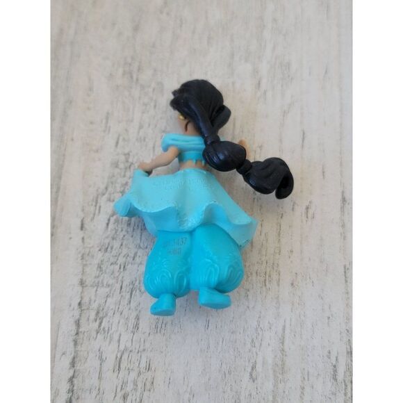 Aladdin Princess Jasmine dance Tiara toy figure - Picture 3 of 4